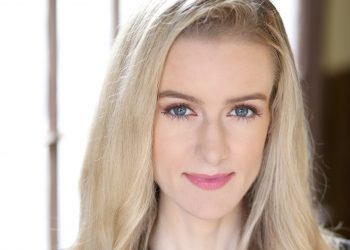 Melanie Avalon Discusses Her Journey Towards Health And Peace