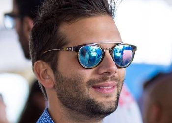 Headshot of Javed Vayid