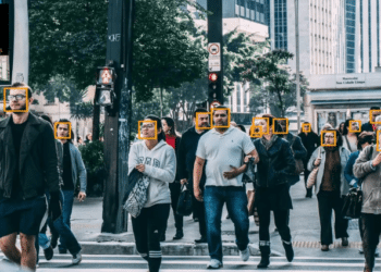 U.S. Police and FBI use powerful facial recognition apps