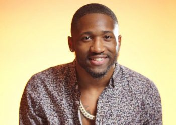 This 22 year-old Tech Entrepreneur Plans to Disrupt The Smart Phone Industry